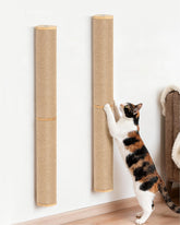 Aechonow 34'' wall-mounted scratcher for large cats, space-saving vertical play.