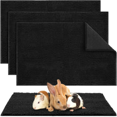 Amylove guinea pig cage liner in black keeps bedding dry and cozy.