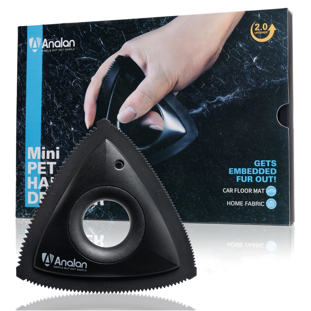 Analan Mini Pet Hair Remover for car detailing demonstrates fast fur pickup on mats and upholstery.