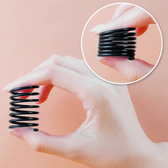 Andiker cat springs closeup bite area highlights safe plastic design.