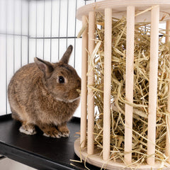 andwe hay feeder removable-top-cover enables quick refills and tidy loading.