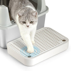 Aothey Litter Box Step with mesh tray catches litter to keep floors clean.