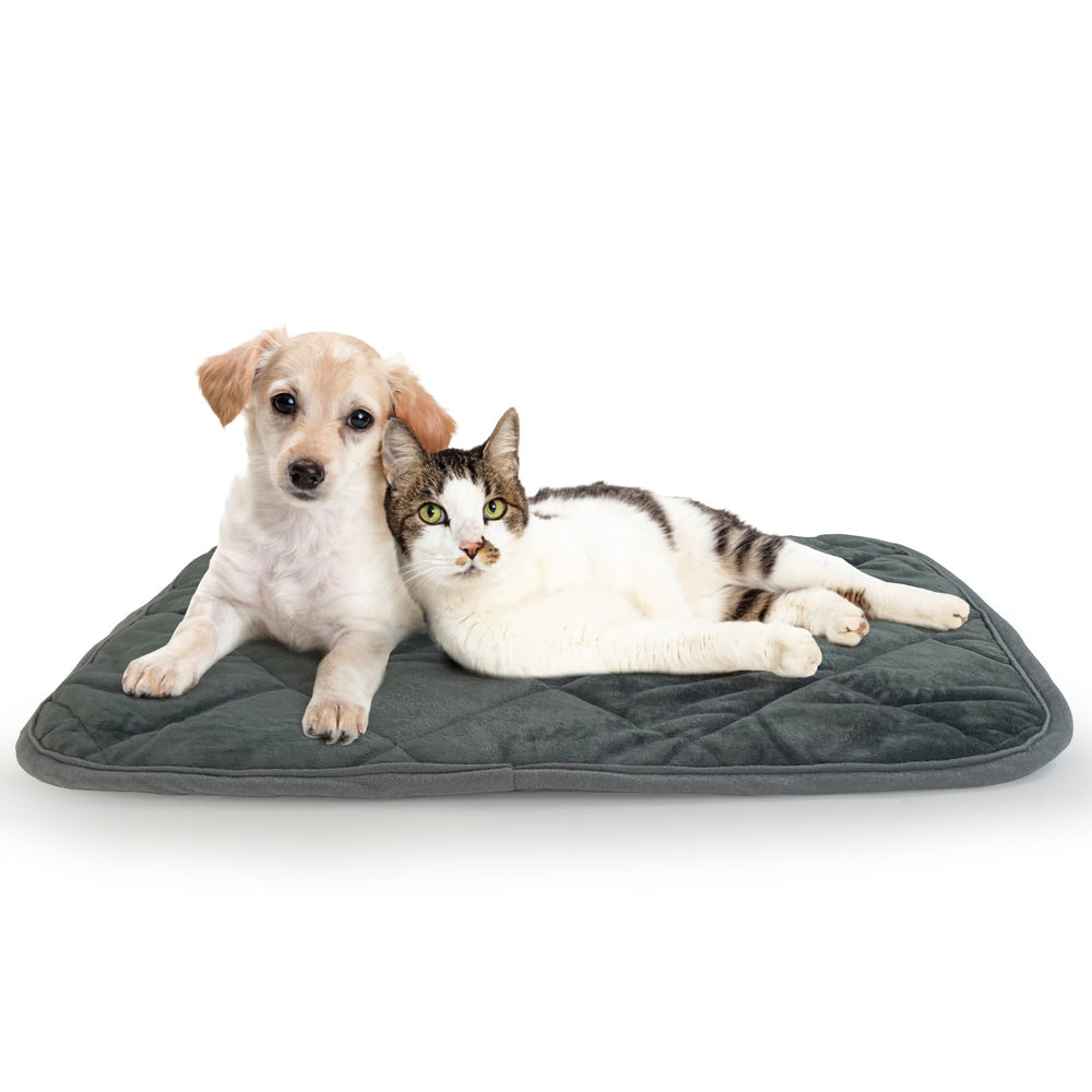 Aupetek self-warming cat bed outdoor-use, cozy warmth for felines outside.