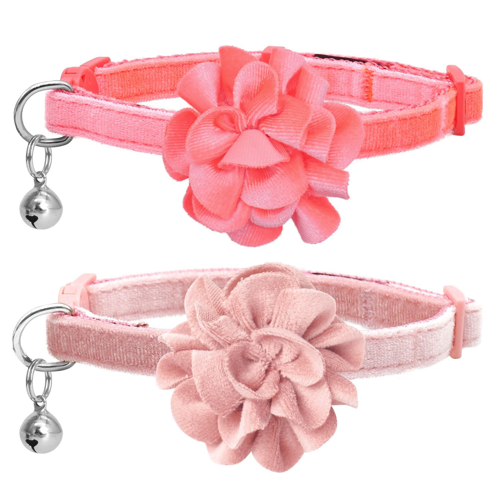 Azuza 2-pack cat collar floral with bell in light pink; ideal for daily wear and charm.