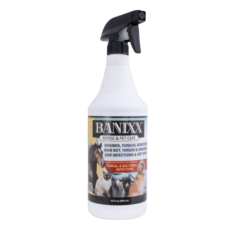 Banixx Horse bottle pour 32oz for easy application on wounds and skin irritations