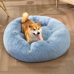 Bedsure Donut bed anti-slip base keeps it stable on floors.