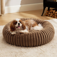 Bedsure Donut Medium Dog Bed faux fur close-up highlighting plush comfort for cozy naps.