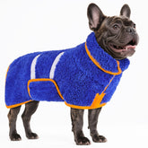 Bienbee dog bathrobe demonstrates quick-dry fabric for post-bath drying.