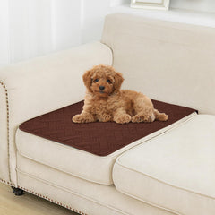 BOCTOPUG dog bed cover in brown and beige protects furniture from fur.