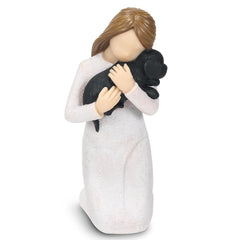 Carracci dog memorial detailed sculpture highlights craftsmanship, creating a durable keepsake.