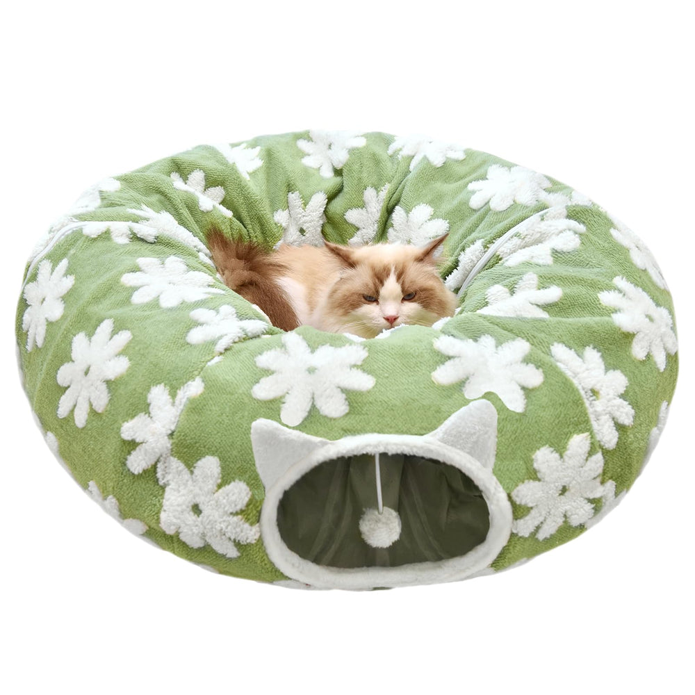 cckuu Cat Tunnel Bed Green Overview shows a spacious play space for indoor cats.