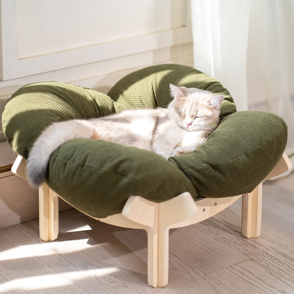 CHEERHOME PETS elevated-cat-bed-wood-base provides sturdy support for restful naps.