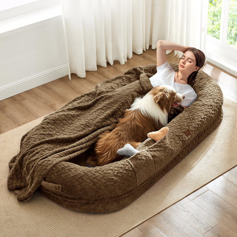 ChiXnuggle Cama Humana para Perro XXL, vista general, descanso compartido.
