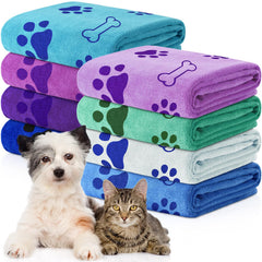 Chumia dog towel bundle shows eight towels for convenient post-bath drying.
