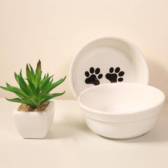 COMESOON white ceramic cat bowl with fade-resistant paws pattern stays fresh.
