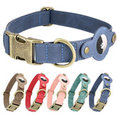 Comfluxe airtag-dog-collar navy-buckle shows secure tracking and a sleek look.