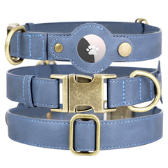 Comfluxe airtag-pocket-dog-collar demonstrates built-in holder for AirTag.