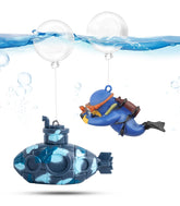 CousDUoBe mini-submarine decor floats to create whimsical aquarium scenes.