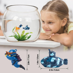 CousDUoBe resin submarine ornament brightens tank aesthetics while remaining water-safe.