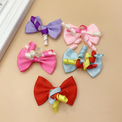Cuchenhuan pet bow design closeup highlights soft silicone comfort and secure fit.