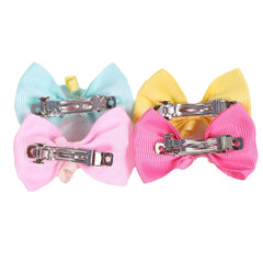 Cuchenhuan pet hair clip wearable demonstrates reliable grip for active dogs and cats.