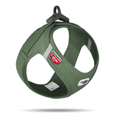 Curli Vest Harness Clasp Air-Mesh buckle close-up, showcasing secure leash attachment for safe daily walks.