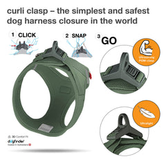 Curli Vest Harness clasp close-up shows light weight design and pressure-free comfort.