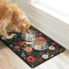 Cuslnox dog food mat with anti-skid back keeping bowls steady