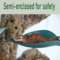 Delllala terrarium-decor-crested-gecko-hide blends with habitat while providing concealment.