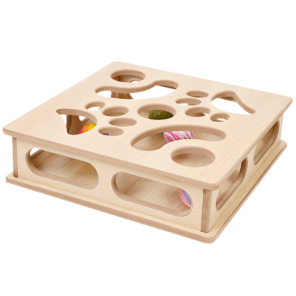 DI BI GRAMAS cat box puzzle top-view scene encouraging curious play and mental stimulation.