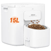 Dokoo 15L automatic dog feeder front view highlights large capacity for big breeds