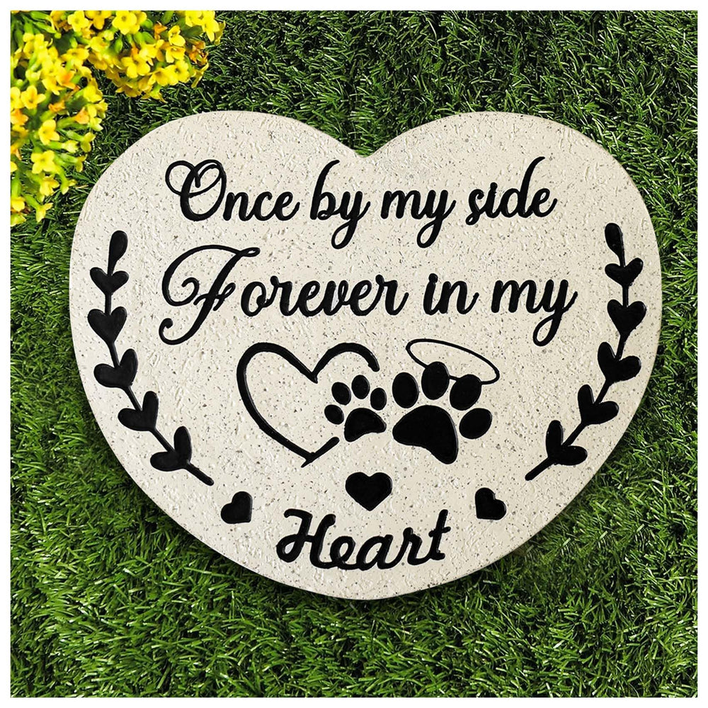 DUMING-IN heart-shaped memorial stone front view for garden display.