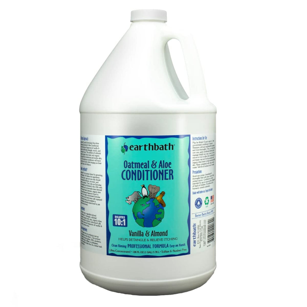 earthbath Oatmeal & Aloe Conditioner bottle closeup highlighting detangling for dogs.