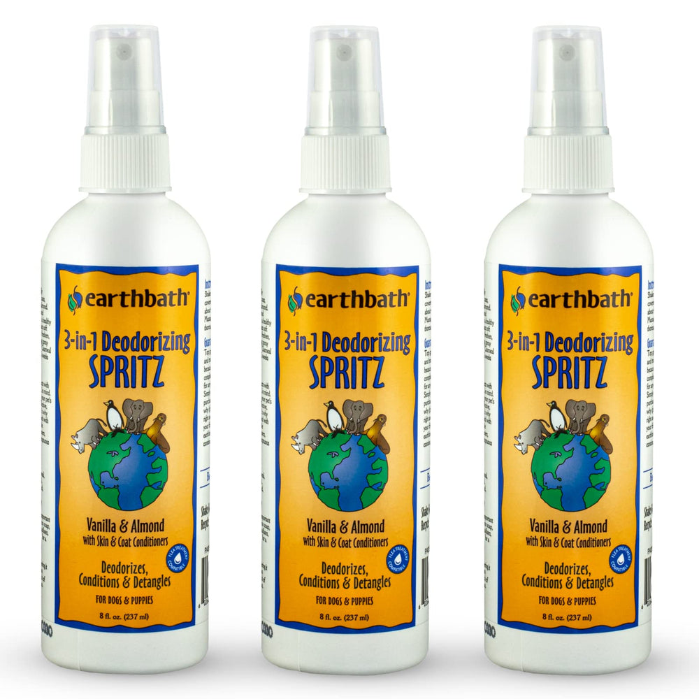 earthbath Vanilla & Almond deodorizing spray bottle supports fresh-smelling dogs