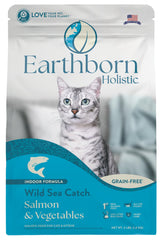 Earthborn Holistic Wild Sea Catch kibble closeup showing grain-free texture and fish-forward protein