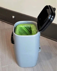 EcoLeo bag roll contains 56 feet of liner for fewer replacements