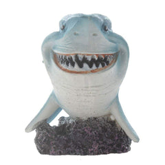 emours resin shark side view, highlights color detail for natural scenery