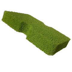 Epona Tacknology sponge side view highlights easy handling during grooming.