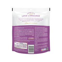Fancy Feast Purina crunchy kibble boosts meal-time satisfaction with a crunchy texture cats love