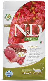 Farmina N&D Quinoa Urinary Duck Formula cat food bag close-up for grain-free nutrition