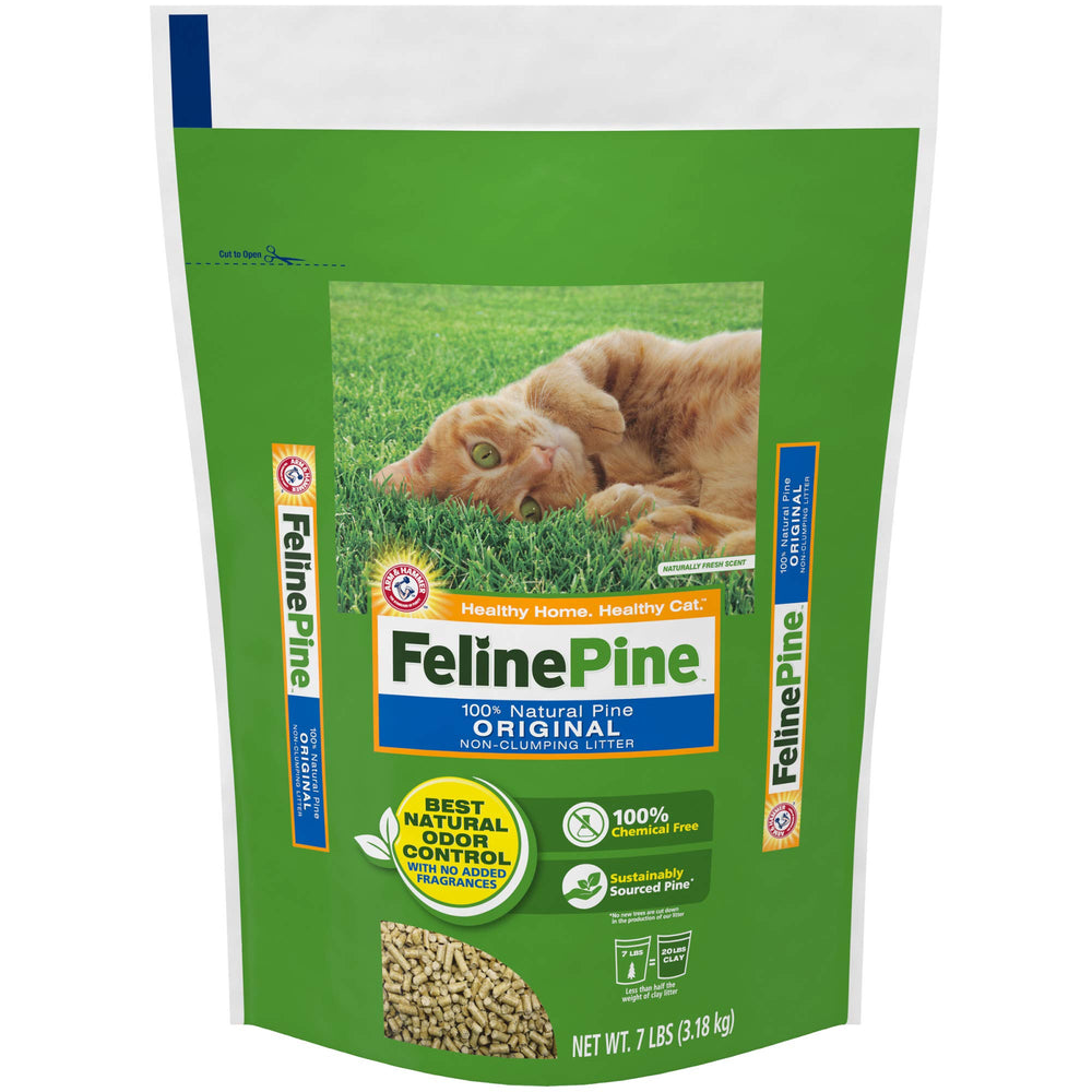 Feline Pine Original Litter Bag demonstrates natural pine odor control for a fresher room.