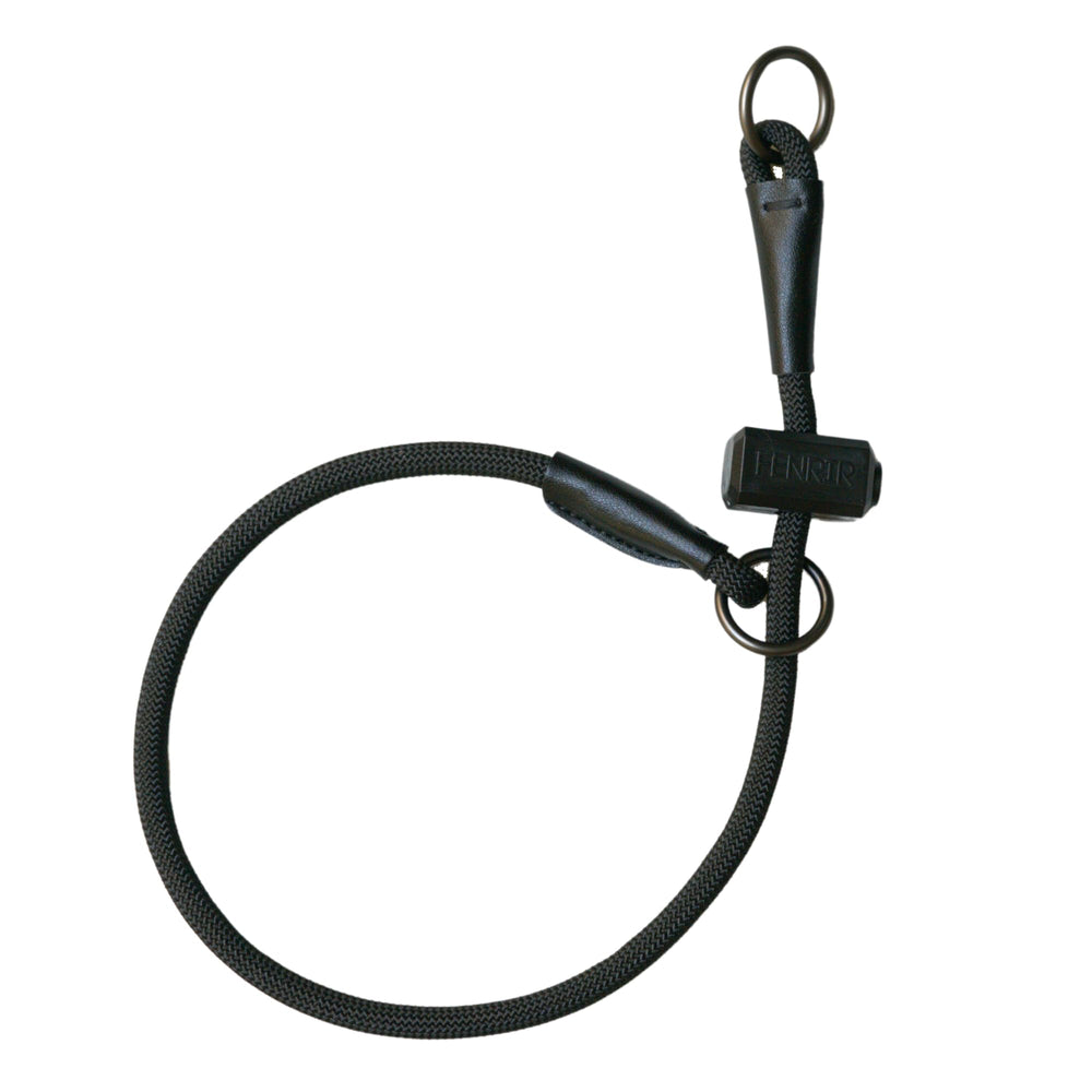 Fenrir slip collar black large close-up shows sturdy o-rings for reliable training.