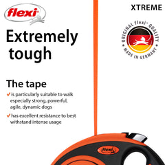FLEXI Xtreme tape leash demonstrates one handed brake for quick stopping