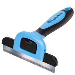 Freshly Bailey deshedding brush for short-haired dogs reduces shedding effectively in daily use.