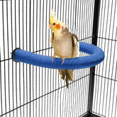 FrgKbTm U Shape Parrot Perch close-up highlights quartz-sand texture for secure grip