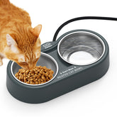 Fuliuna heated pet bowl water keeps water drinkable in cold weather.