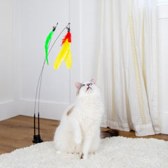 GADGETSOLOGY suction cup cat toy showcases secure mounting for dynamic play.