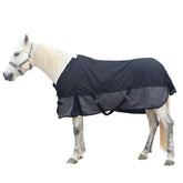 Gallopoff 1200denier rip-stop outer shell keeps a horse dry in rainy paddocks.