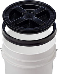 Gamma Seal Lid keeping contents pest-proof and secure