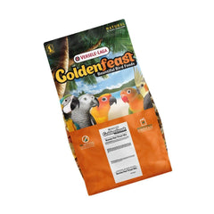 Goldenfeast VL Bonita parrots and macaws enjoy a nutritious snack